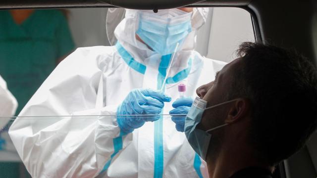 El Sergas realizará un cribado masivo en Vigo para detectar positivos asintomáticos