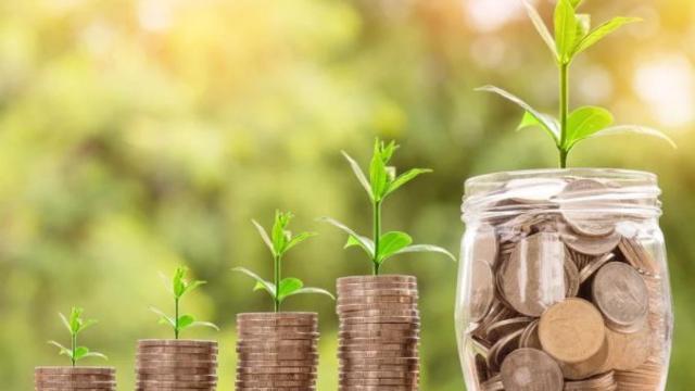 Las gestoras de planes de pensiones luchan contra la volatilidad del mercado.