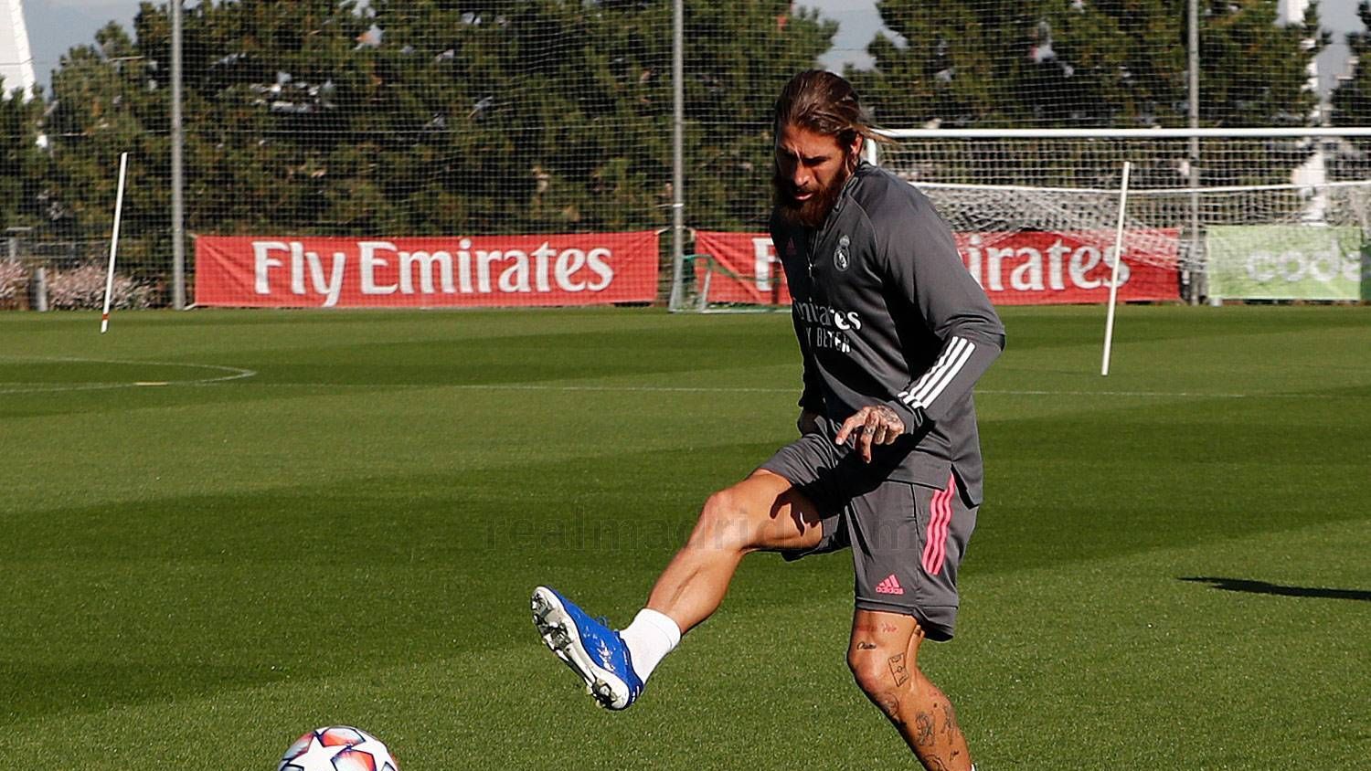 Sergio Ramos, durante el entrenamiento del Real Madrid del lunes