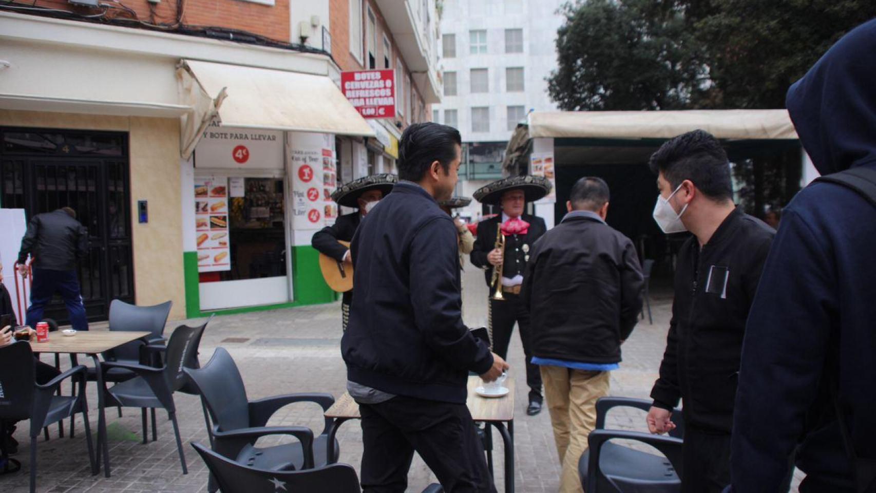 Los mariachis que acompañaron a los miembros de Meriton por Valencia. Foto: Twitter (@LibertadVCF)