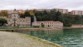 Entorno de la ETEA, en el barrio vigués de Teis.