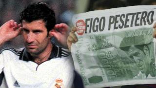 Luis Figo y las pancartas del Camp Nou en su primera visita con el Real Madrid