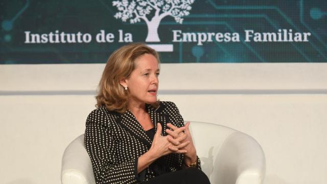 La empresa familiar pide a Calviño que el Gobierno no ponga trabas a las empresas mientras no baje el paro