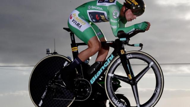 Primoz Roglic, durante la contrarreloj de La Vuelta a España 2020