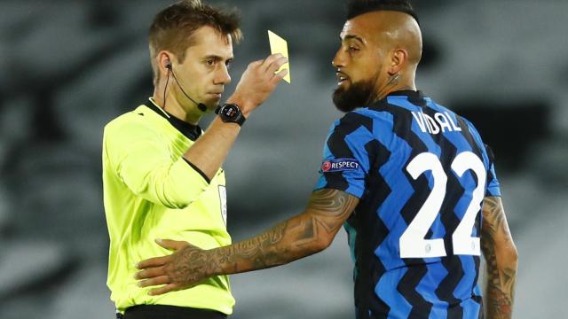 Arturo Vidal durante el Real Madrid - Inter de Milán