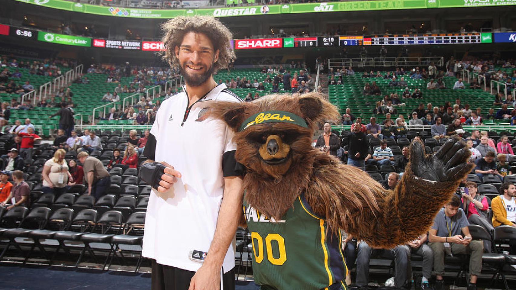 Robin Lopez