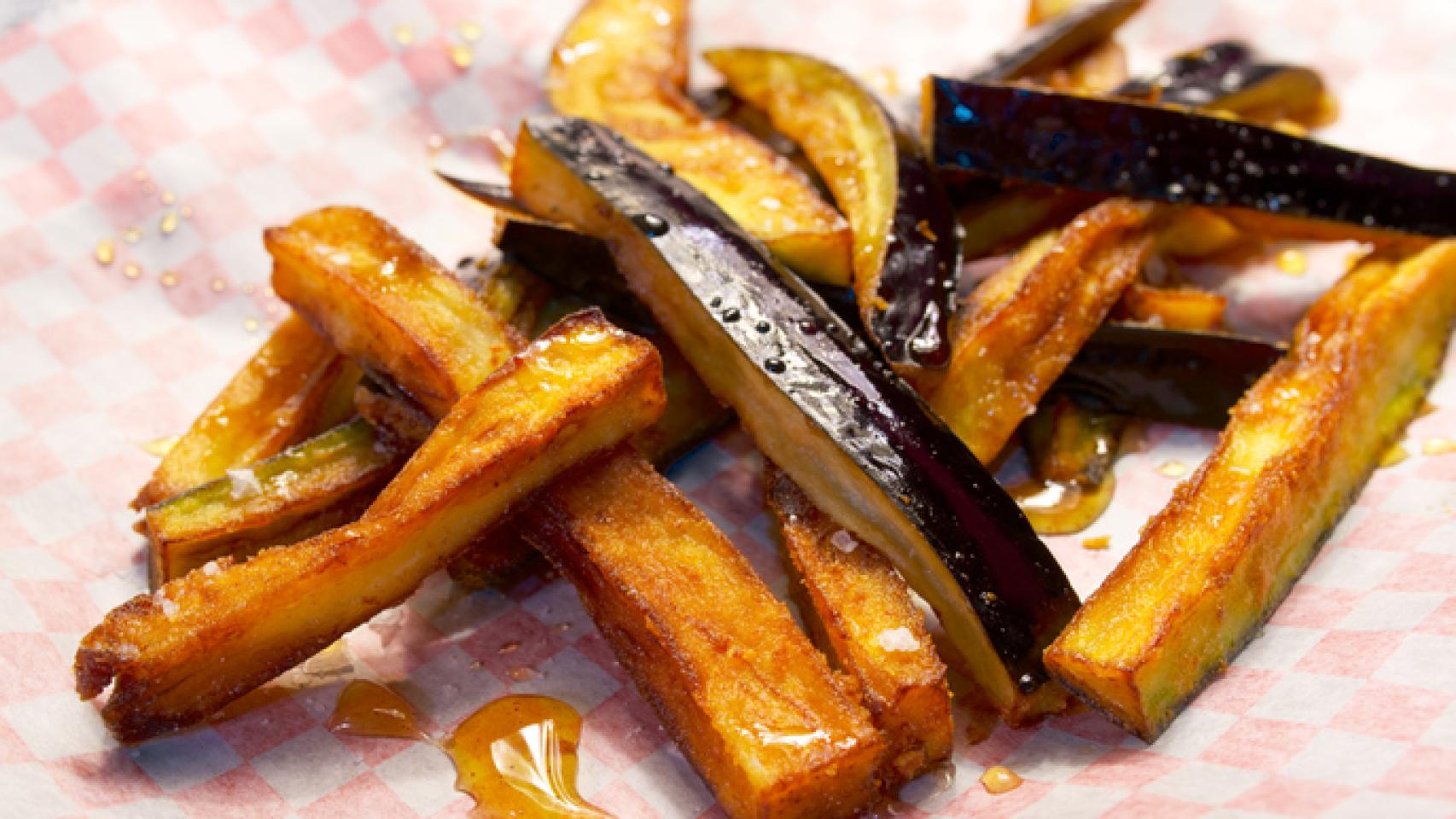 Receta sencilla de berenjenas fritas con miel