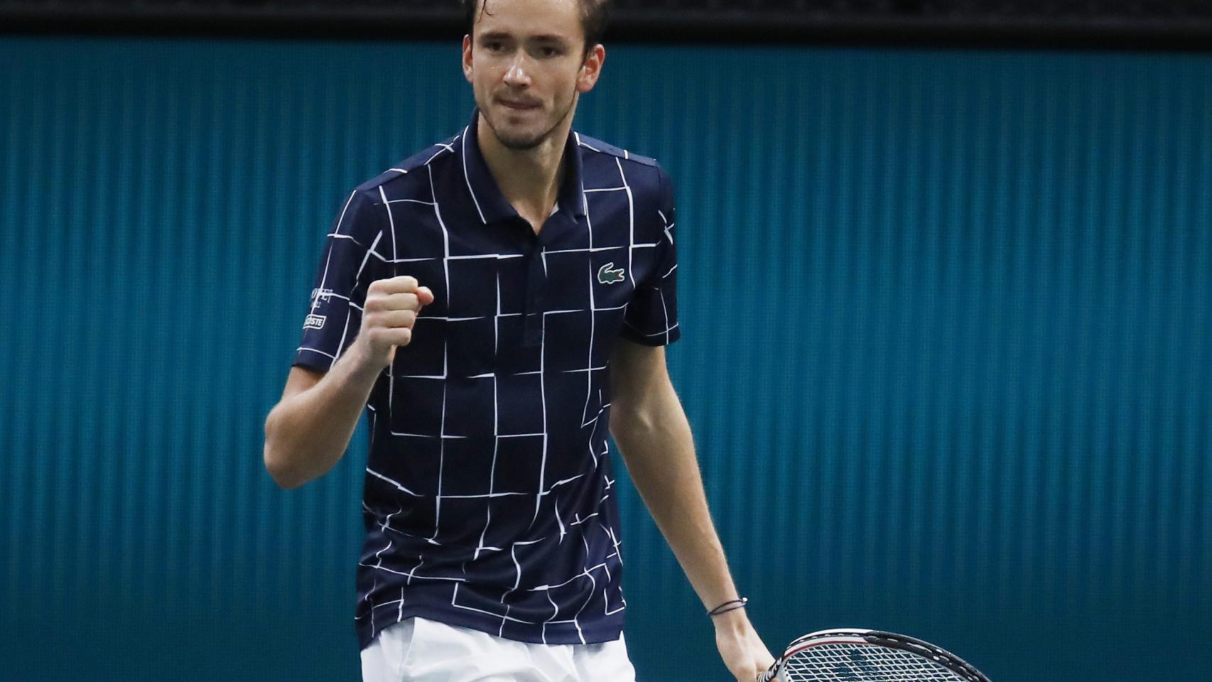 Medvedev celebra un punto