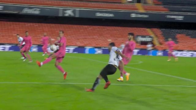 Mano de Lucas Vázquez