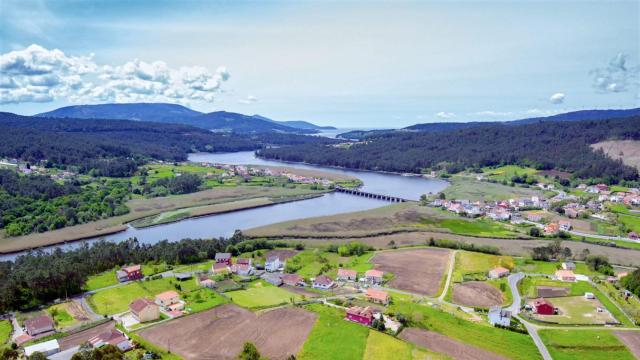 El Tambre cruzando Outes turismo.outes.gal