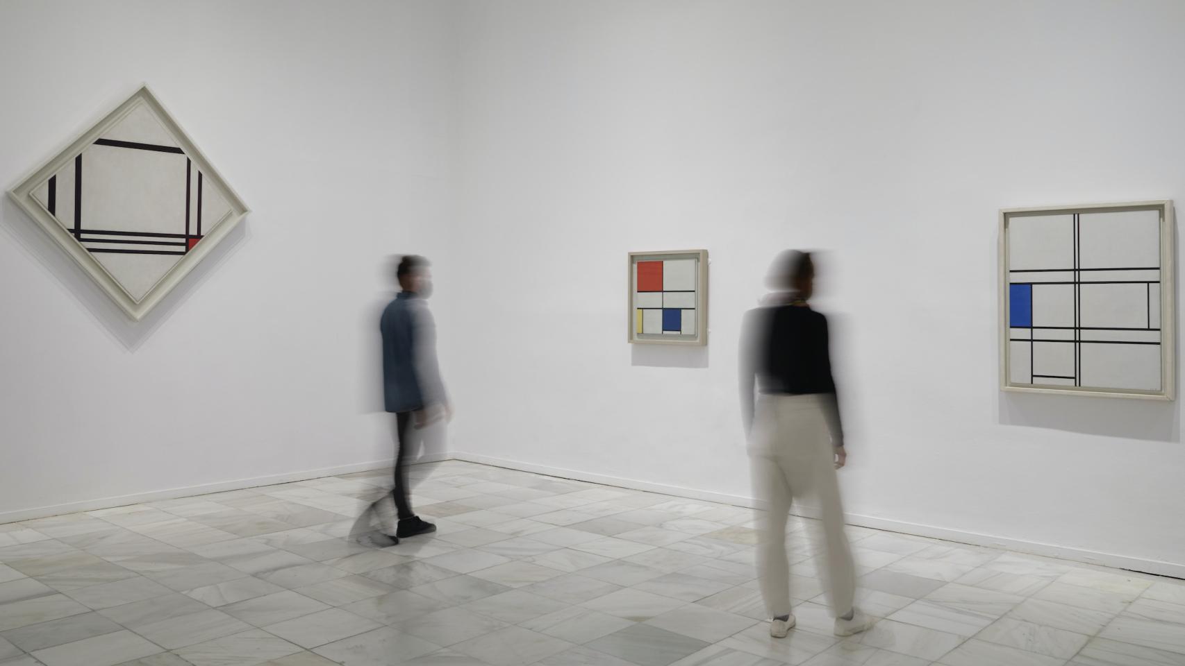 Vista de la exposición 'Mondrian y De Stijl'.