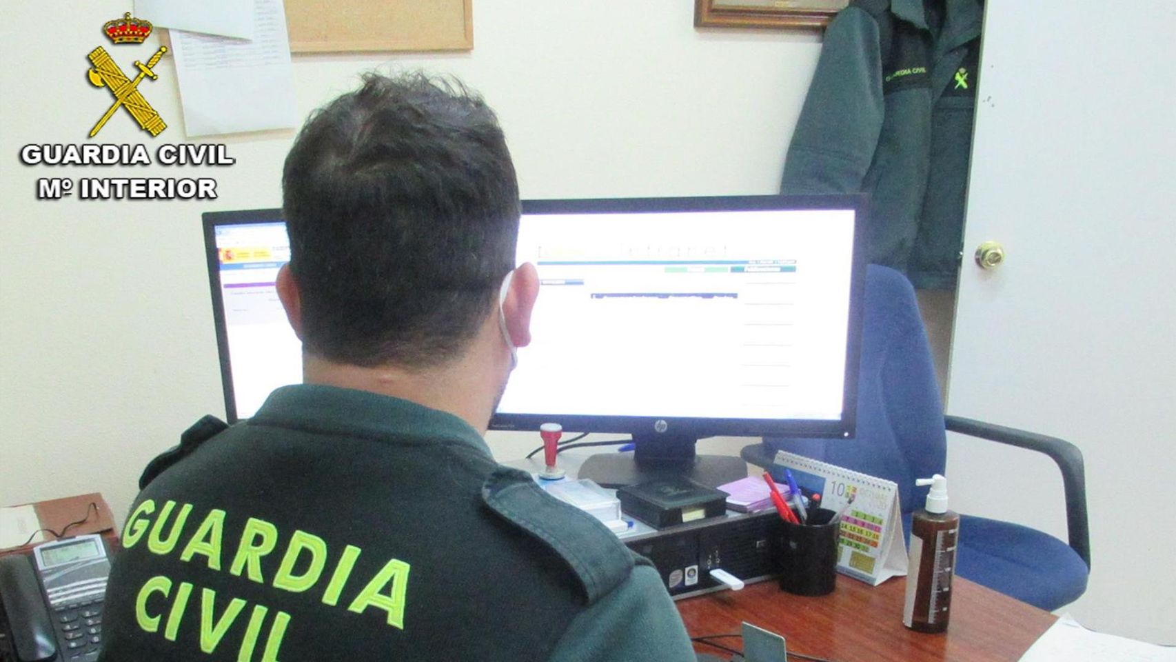 Investigan a un vecino de Madrid por una supuesta estafa a una empresa de O Salnés