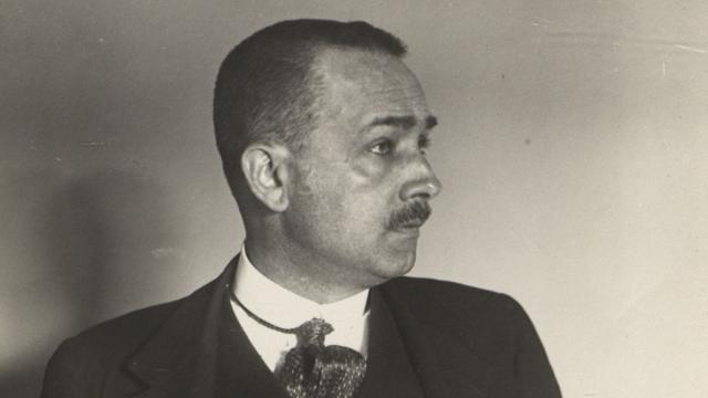 Ricardo De Orueta, el republicano que reivindica el PP en Málaga para su nueva biblioteca