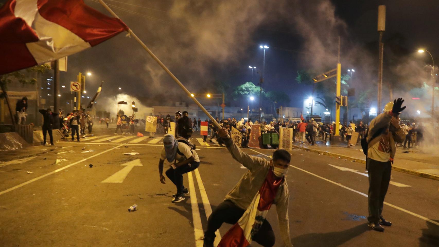 Manifestantes en Perú.