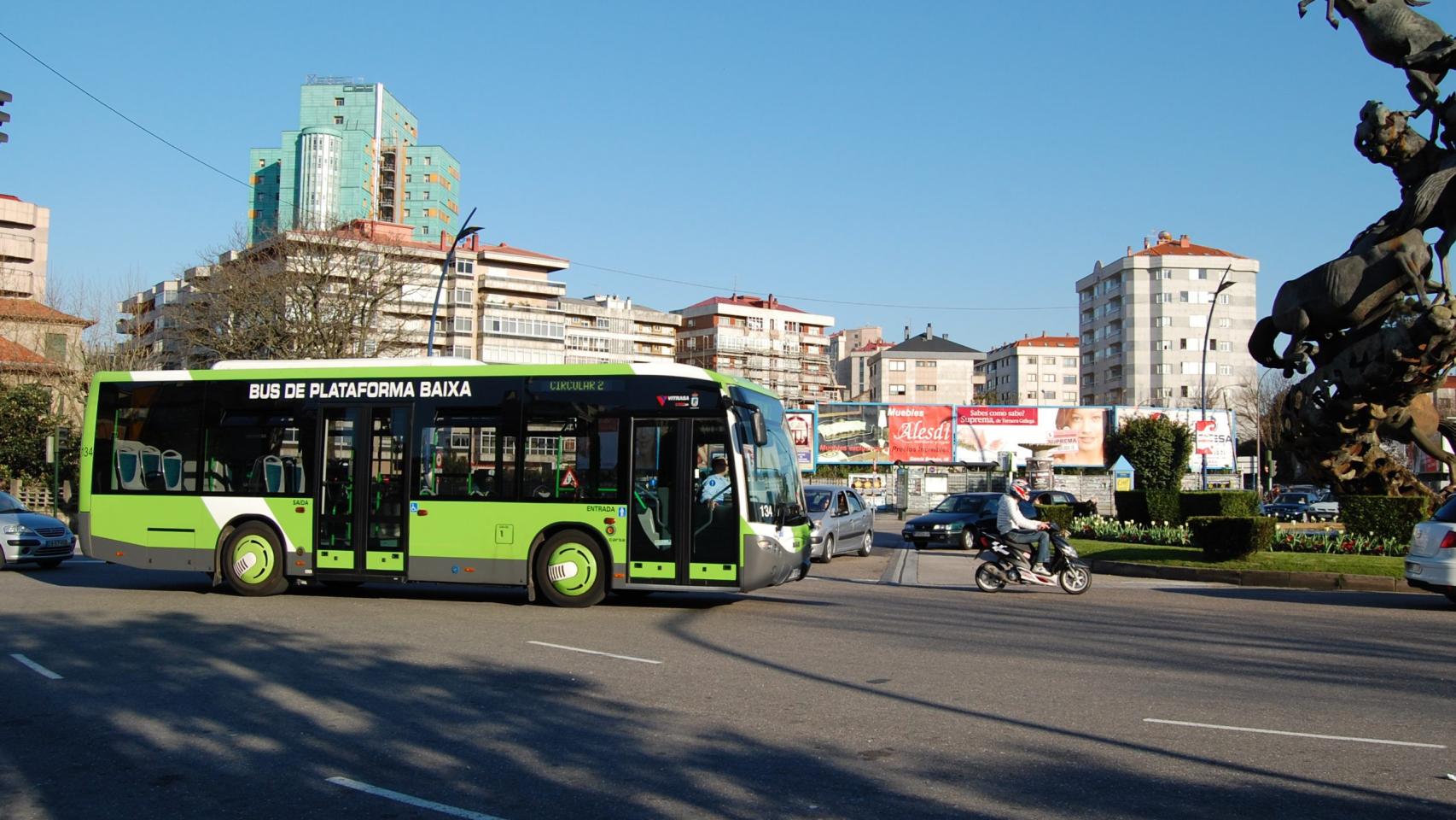 Marea de Vigo pide multas ejemplares para Vitrasa por no respetar aforos