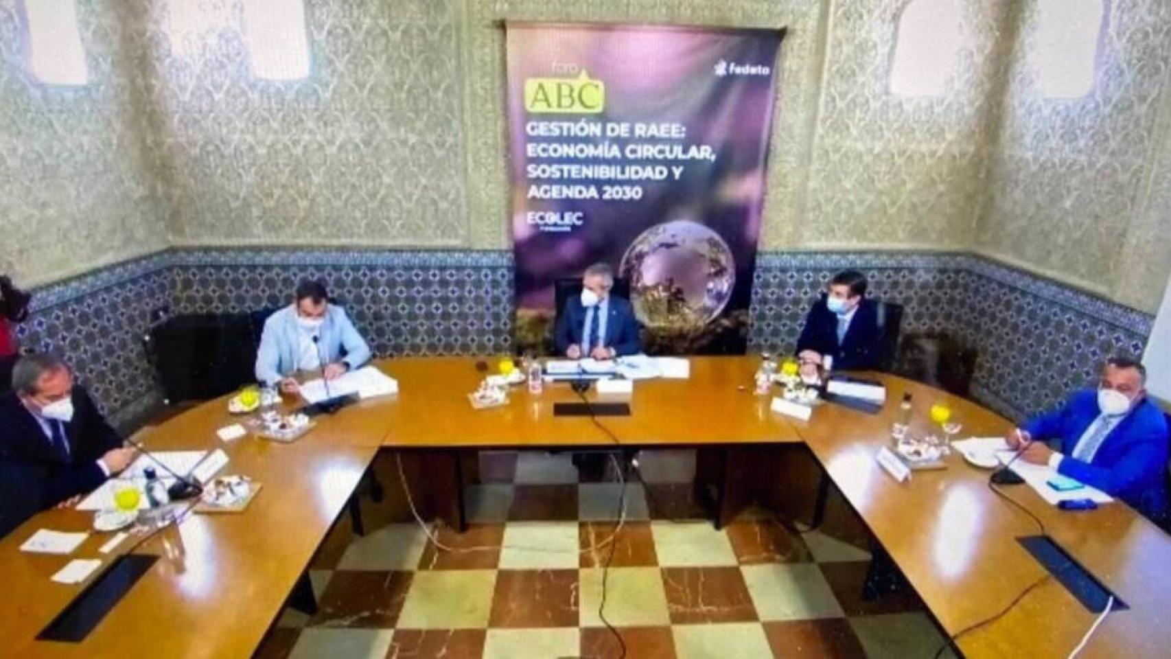 Foro ABC sobre “Gestión de Residuos de Aparatos Eléctricos y Electrónicos (RAEE): Economía Circular, Sostenibilidad y Agenda 2030. Foto: Diputación de Toledo