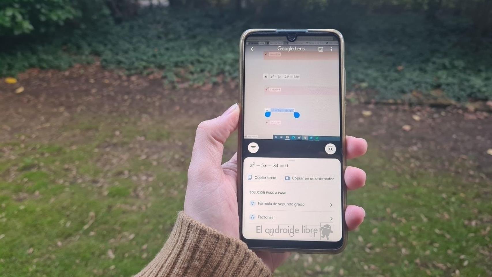 Cómo solucionar problemas de matemáticas con el modo deberes en Google Lens
