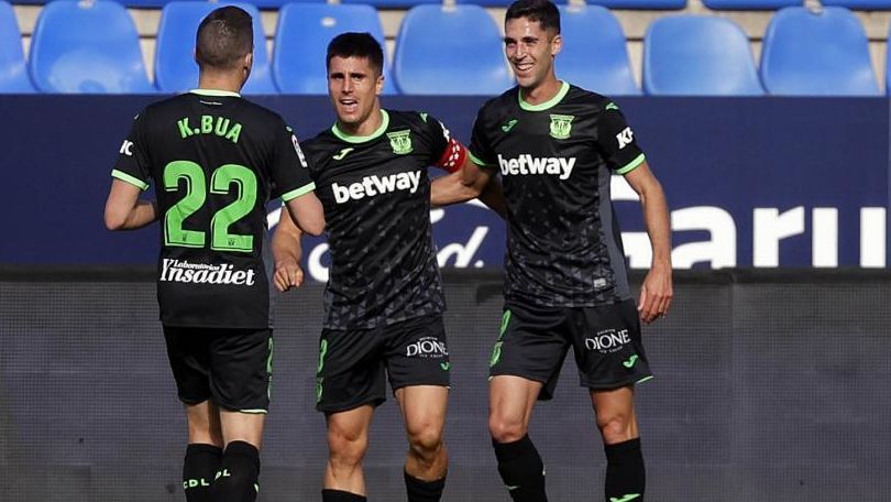 Los jugadores del Leganés celebran un gol ante el Málaga