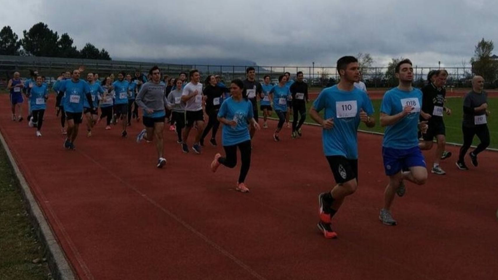Participantes en la pasada edición de la Carrera de Santa Bárbara en el CUVI