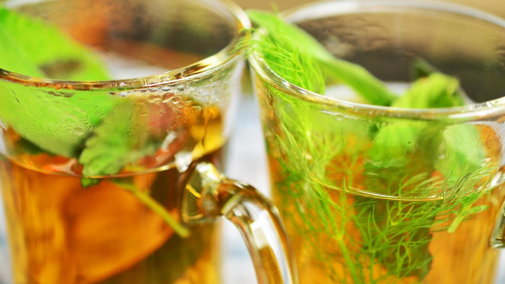 Infusión de hinojo. congerdesign / Pixabay