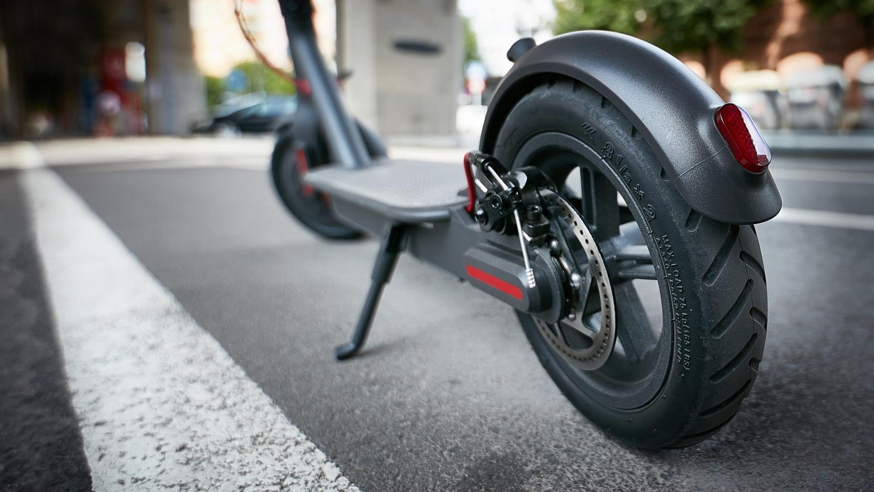 Un juez de Pontevedra avala la inmovilización de un patinete por superar los 25 km/h