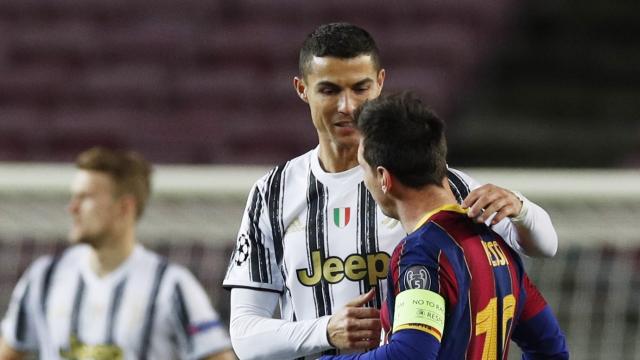Cristiano Ronaldo y Messi, hablando antes del Barcelona - Juventus de la Champions