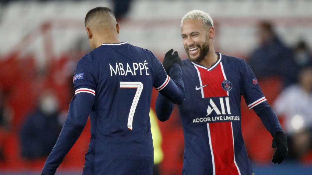 Mbappé y Neymar, con el PSG