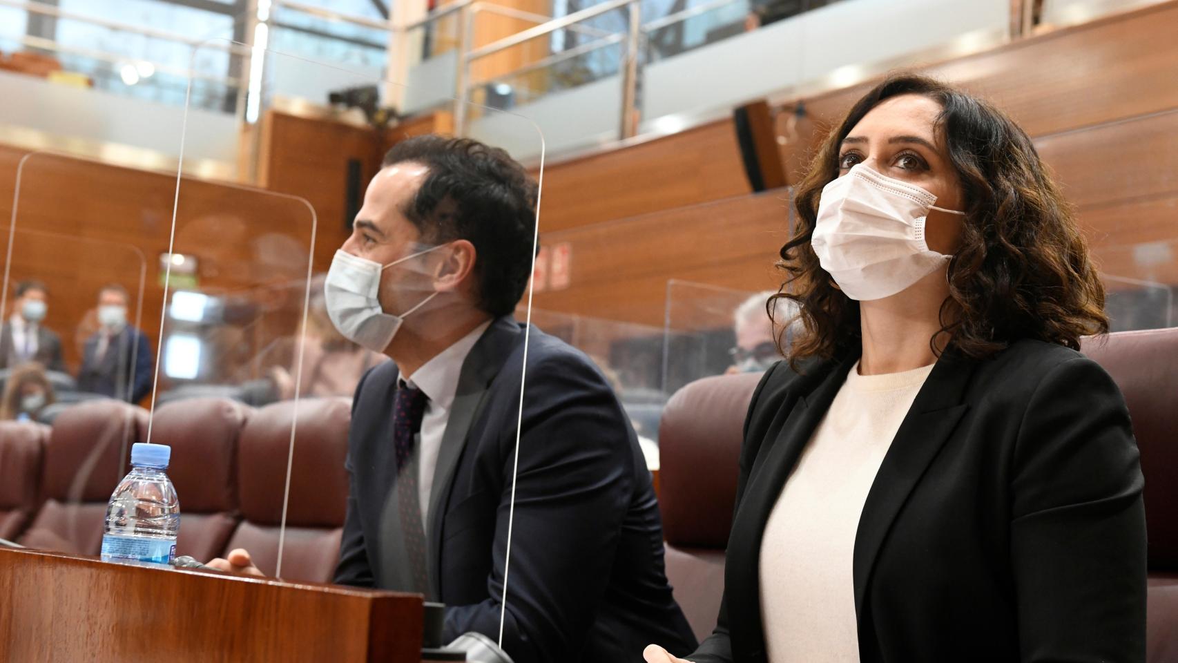 Isabel Díaz Ayuso e Ignacio Aguado en la Asamblea de Madrid.
