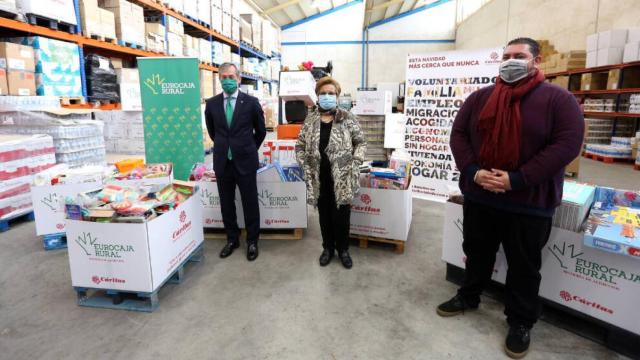 Eurocaja Rural colabora activamente con la gran campaña navideña de Cáritas Toledo. Fotos: Óscar Huertas