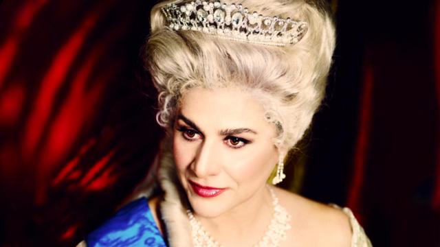 CeciliaB_RetouchFrontExtended(f)