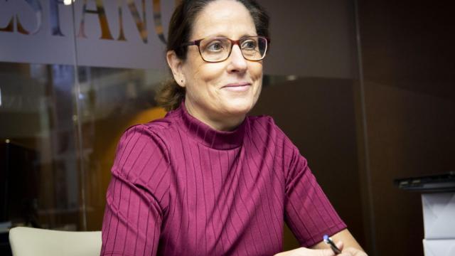 La directora adjunta de EL ESPAÑOL, María Peral, durante su encuentro con los suscriptores del periódico.