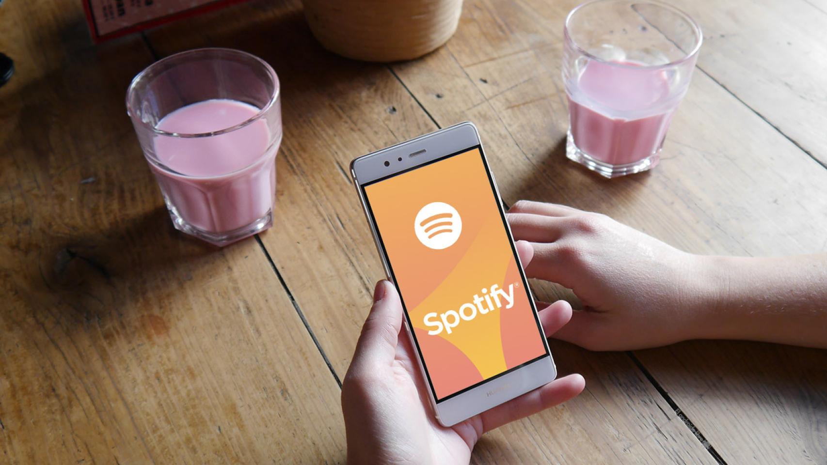 Los Amazon Echo ya pueden usar los podcasts de Spotify en España