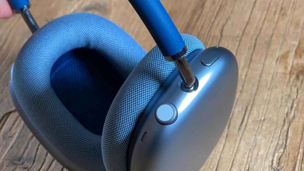 Detalle de las terminaciones de los AirPods Max