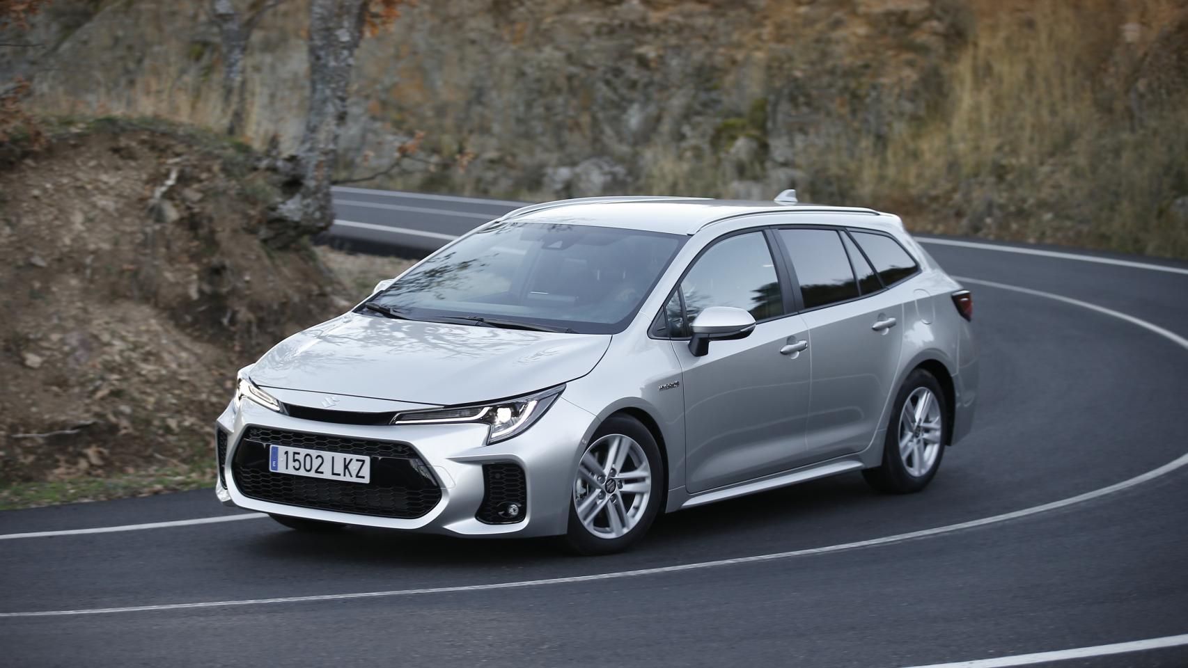 Suzuki Swace 2021: todas las fotos de este compacto familiar híbrido desarrado con Toyota