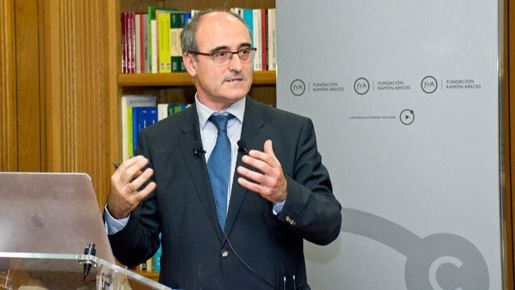 Juan García-Bellido, catedrático e investigador experto en agujeros negros primordiales, en un evento de la Fundación Ramón Areces