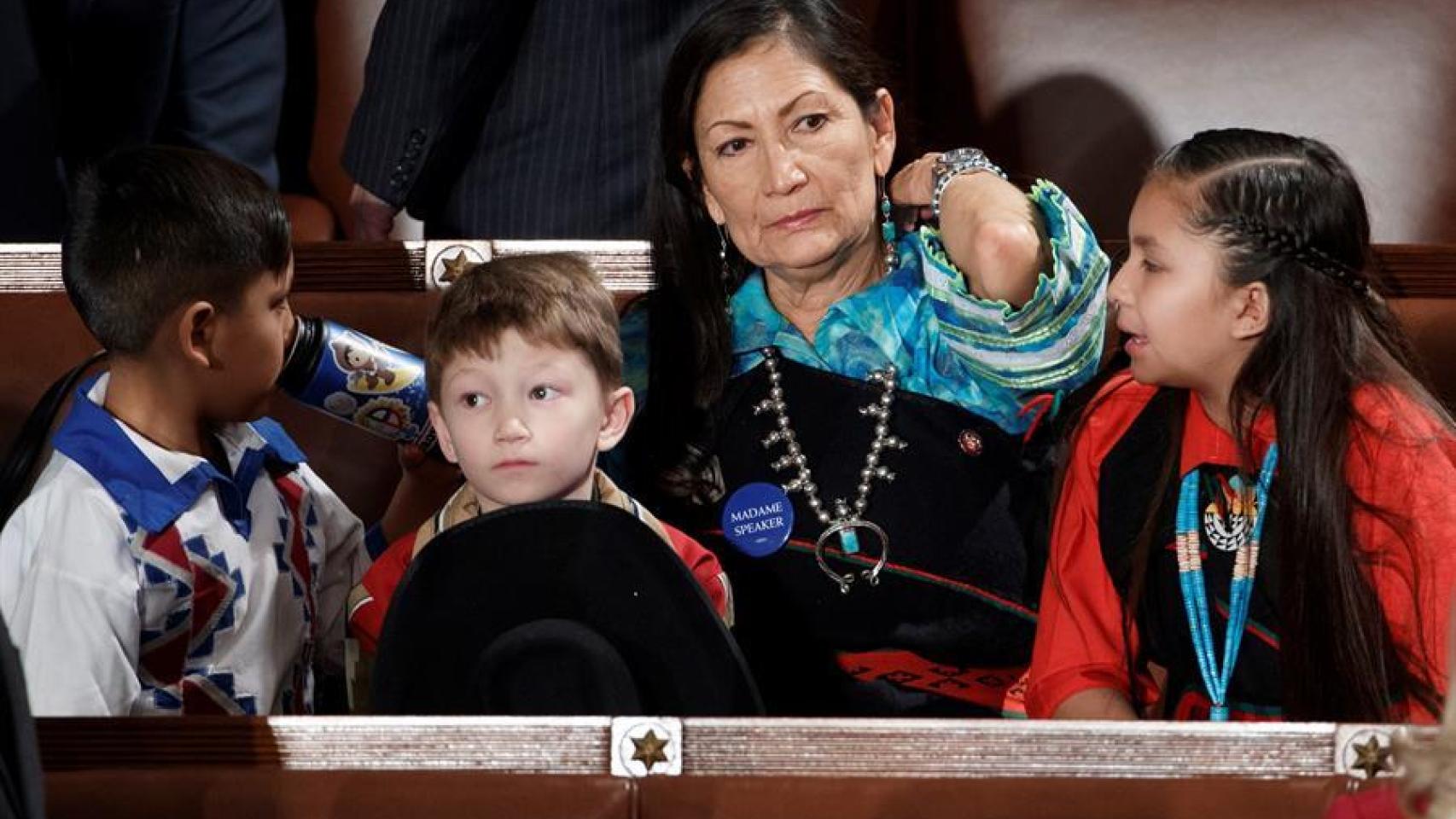 La legisladora Deb Haaland.