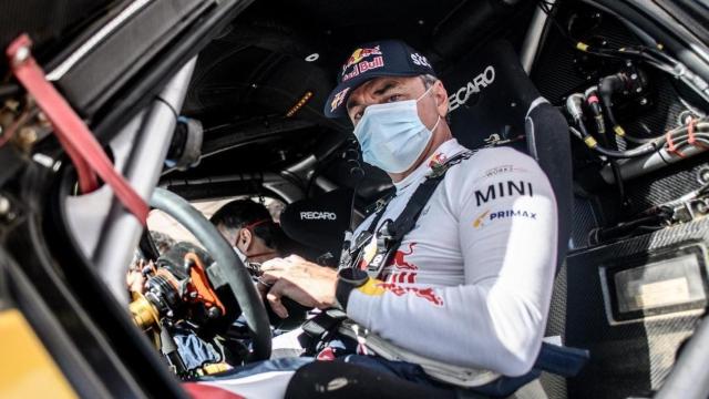 Carlos Sainz en su Mini del Dakar 2021