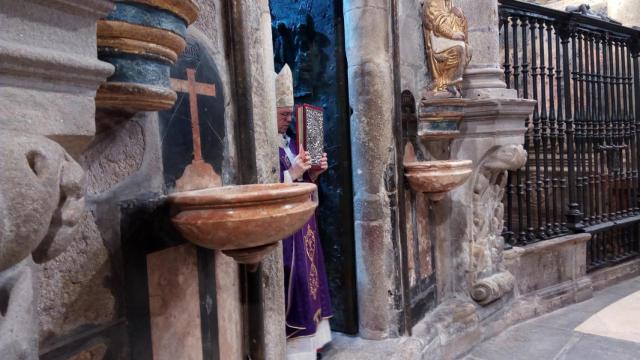 Imagen de archivo sobre la apertura de la Puerta Santa.