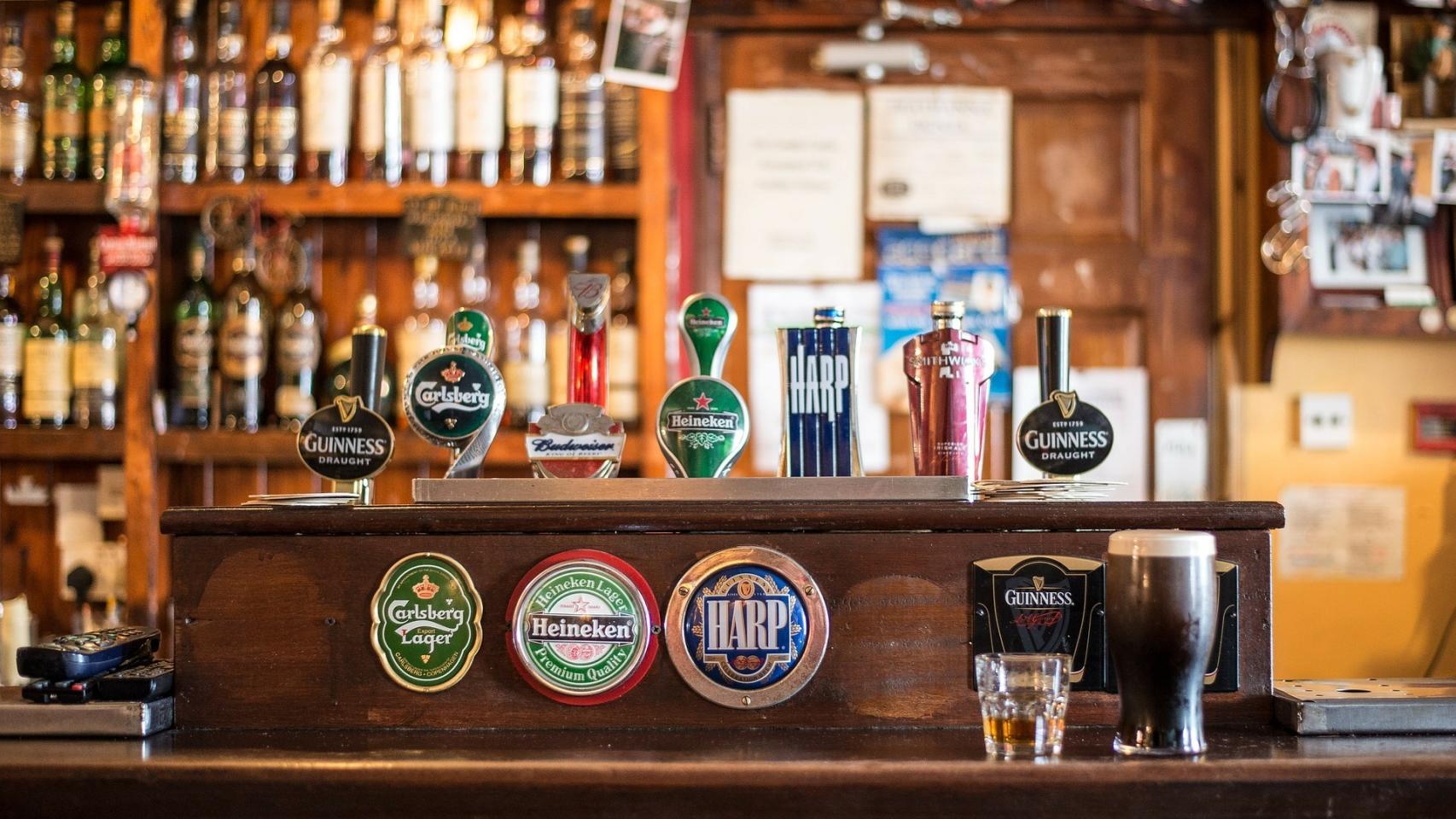 Los países del mundo más caros para tomar una cerveza