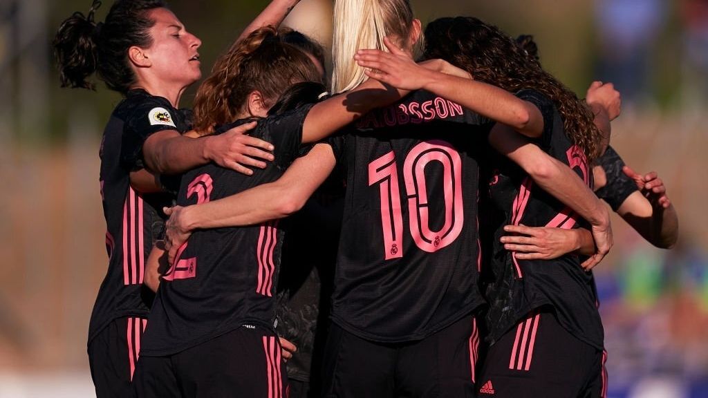 El Real Madrid Femenino celebra un gol de Sofia Jakobsson