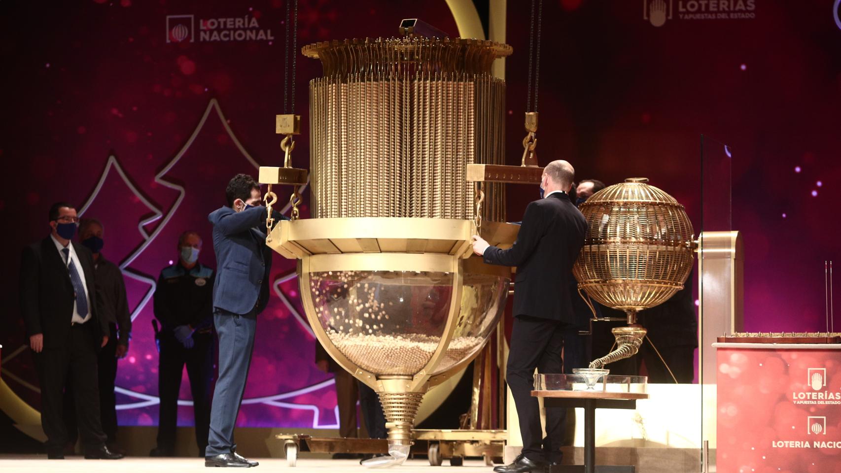 Lotería Navidad 2025, comprobar en directo | Primer premio "Gordo de Navidad" y números premiados