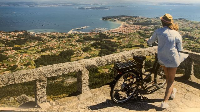 Mirador de A Curota (Pobra do Caramiñal, A Coruña)