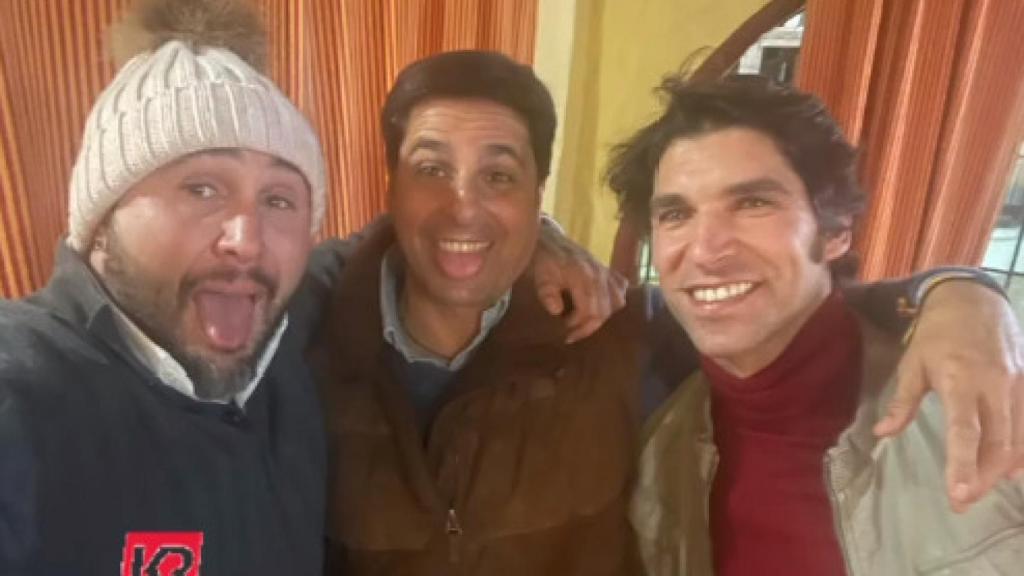 Los hermanos Kiko, Francisco y Cayetano Rivera.