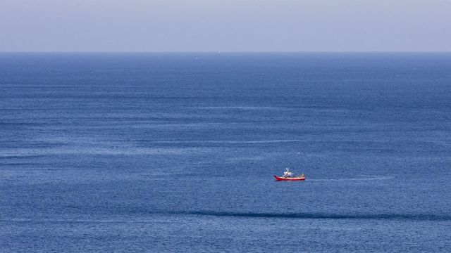Un barco de pesca en Carnota (A Coruña).