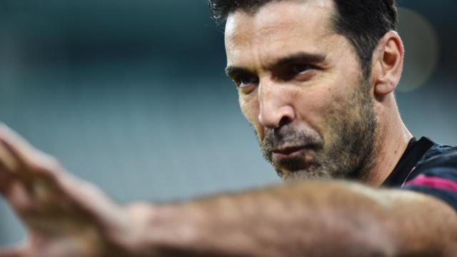 Gianluigi Buffon, en un calentamiento de la Juventus de Turín