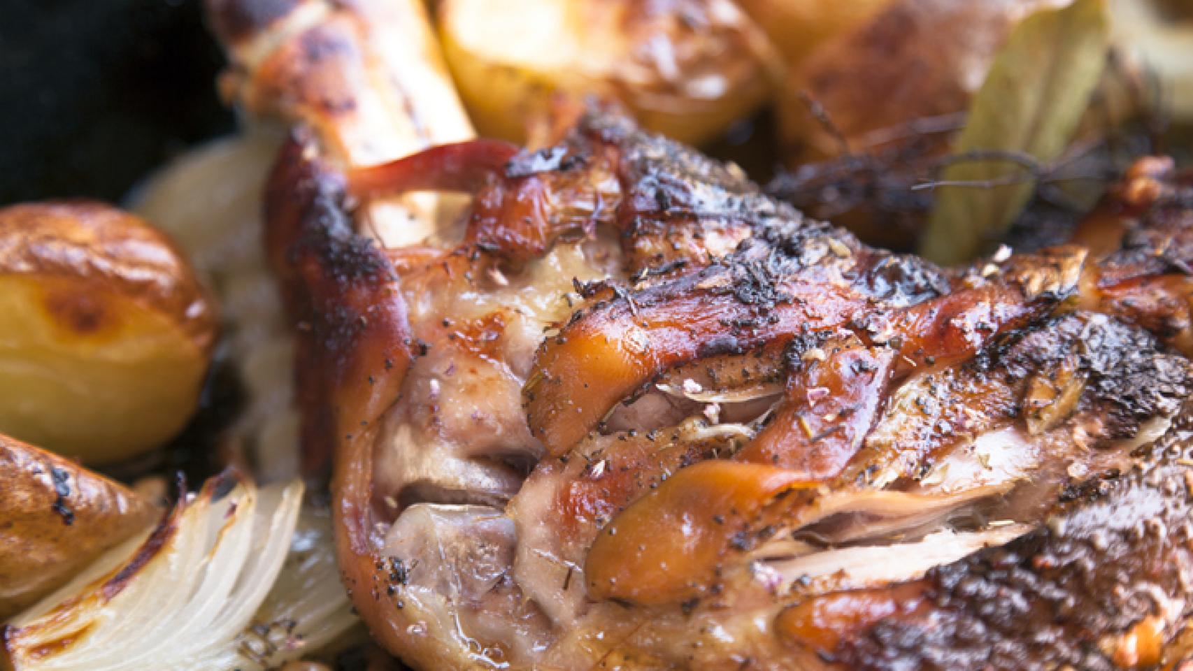 Receta de pierna de cordero al horno con vino blanco