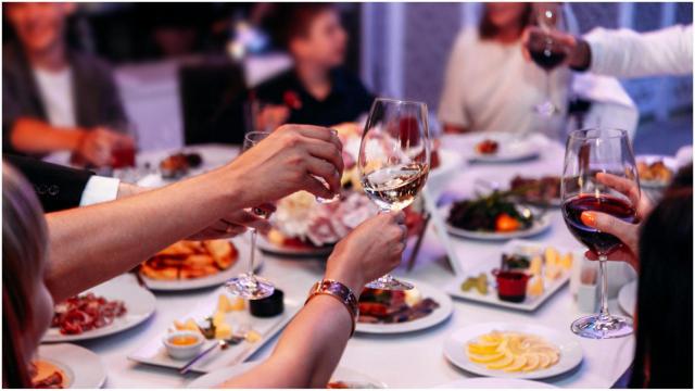 Fin de año, cena.