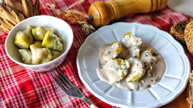 Alcachofas confitadas con crema de fuagrás