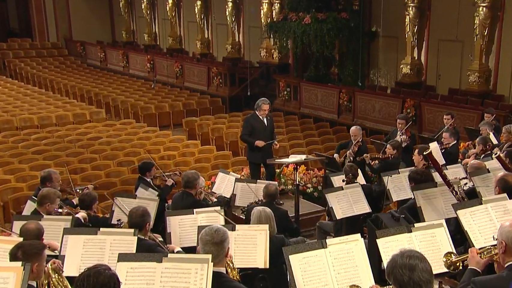 Concierto de Año Nuevo con la sala vacía
