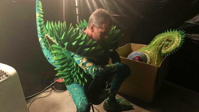 El camaleón Toni Cantó, en los instantes previos a una gala de Mask Singer. EE